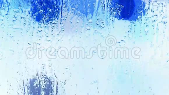 窗户上的水滴格栅冰水蒸气视频的预览图