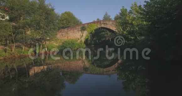 石桥河畅行视频的预览图