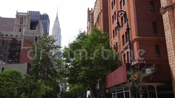 曼哈顿克莱斯勒大厦的街景视频的预览图