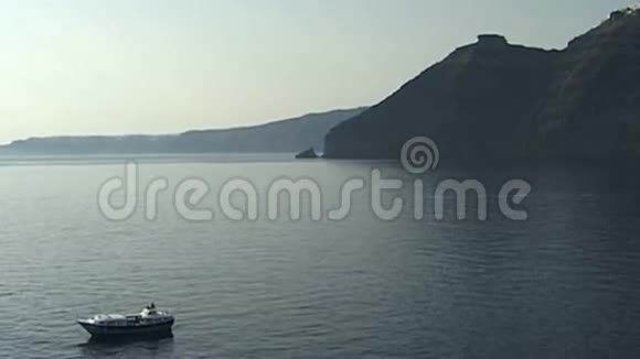 爱琴海圣托里尼的悬崖峭壁希腊视频的预览图