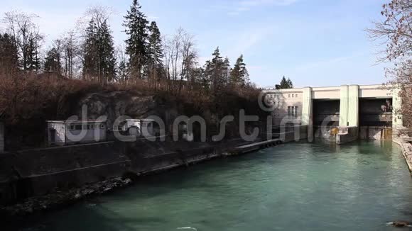 水力发电站全景拍摄视频的预览图