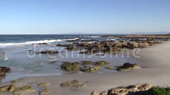加州海岸海滩视频的预览图