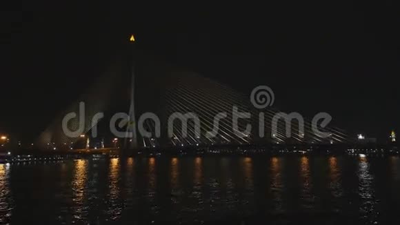 从潮法拉河欣赏曼谷夜景视频的预览图