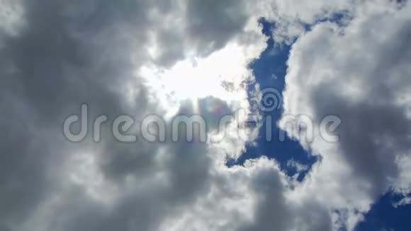 翻云覆雨的阳光时光流逝视频的预览图