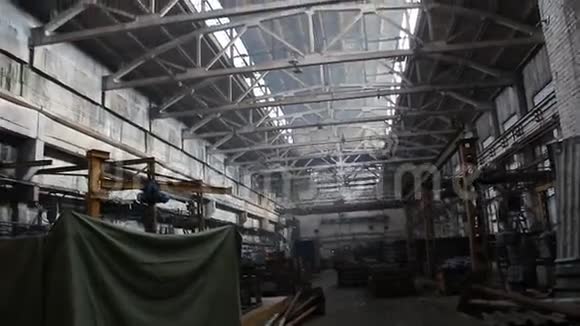 旧工厂和制造业视频的预览图