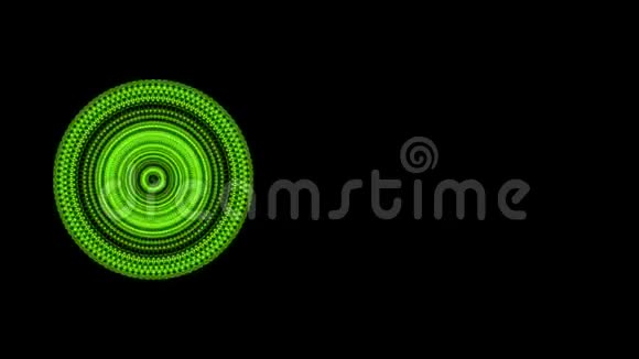 圆形抽象的速度运动旋转绿色粒子给予催眠效果视频的预览图