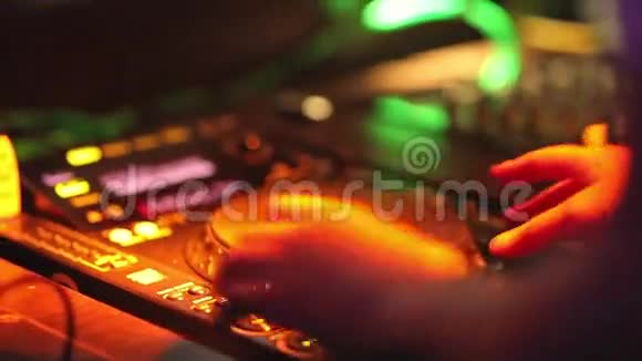 DJ混合音乐视频的预览图