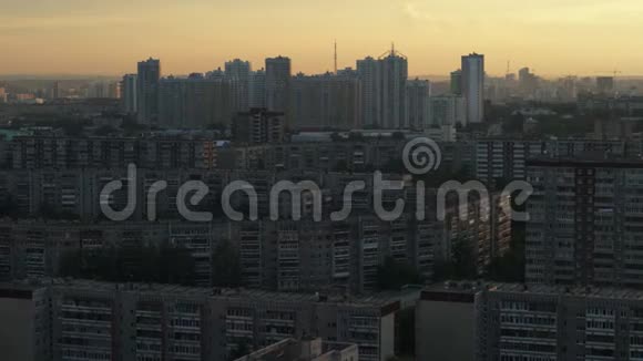 夏日城市日落视频的预览图
