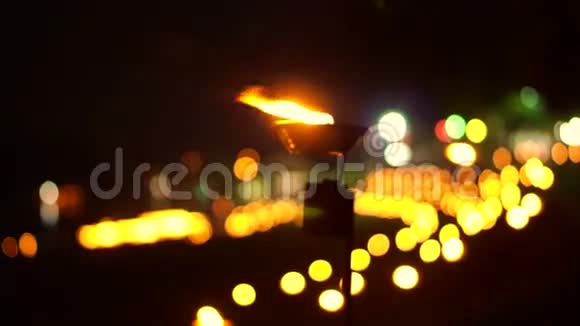 泰国卢克拉通灯夜宗教蜡烛视频满月之夜泰国传统文化视频的预览图