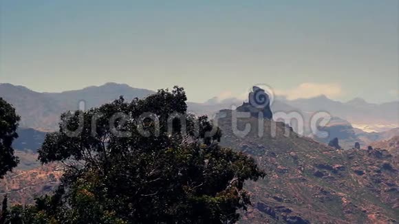 加那利山脉罗克努布罗的观点视频的预览图