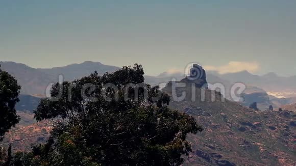 加那利山脉罗克努布罗的观点视频的预览图