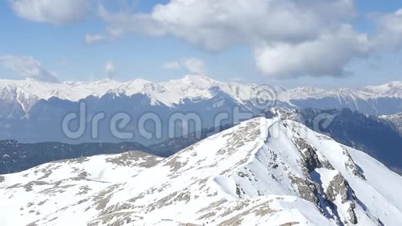 雪山山脉景观全景视频的预览图