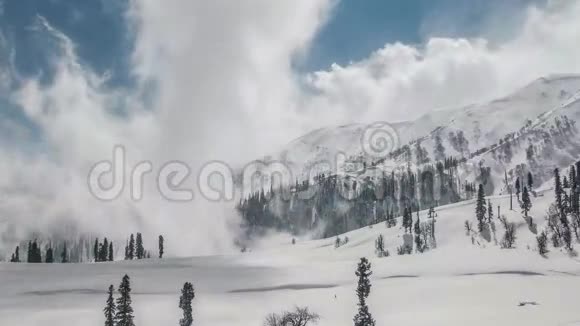 冬季山脉视频的预览图