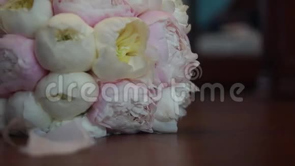 结婚花束的牡丹花视频的预览图