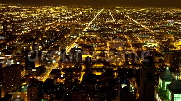 夜间芝加哥天际线的时间推移视图4K4096x2304视频的预览图