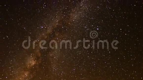 莫哈韦国家公园的英仙座流星雨时间流逝4K4096x2304视频的预览图