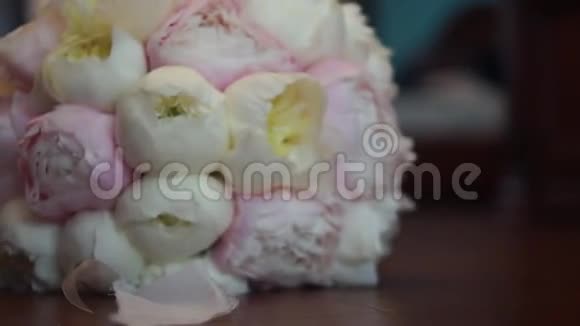 结婚花束的牡丹花视频的预览图