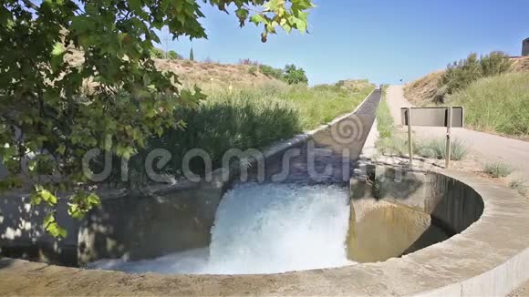 灌溉水道运河视频的预览图