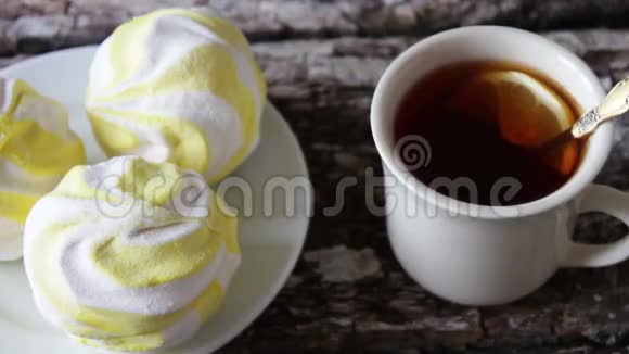棉花糖和柠檬红茶视频的预览图