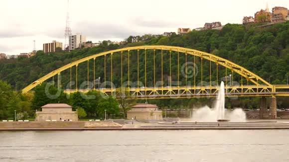 匹兹堡宾夕法尼亚市中心天际线阿勒格尼河视频的预览图