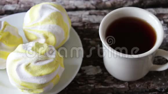 棉花糖和柠檬红茶视频的预览图