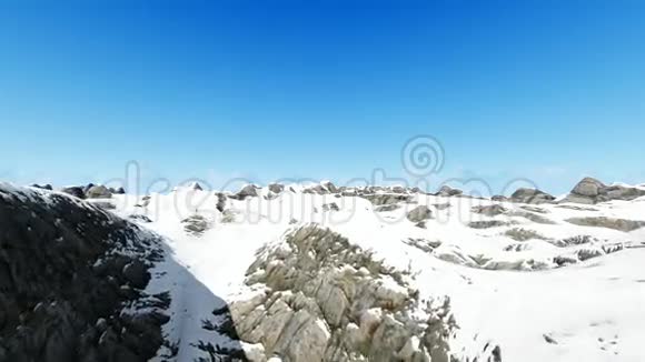 山和晴空航拍视频的预览图