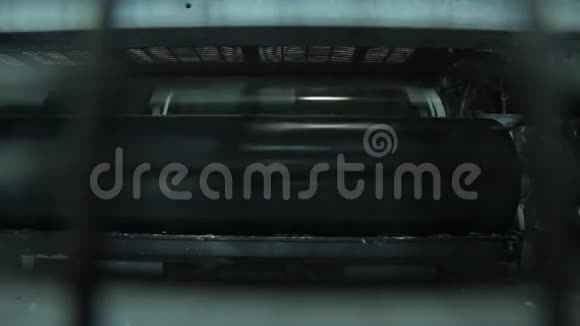 印刷厂印刷术偏移机器的一部分视频的预览图