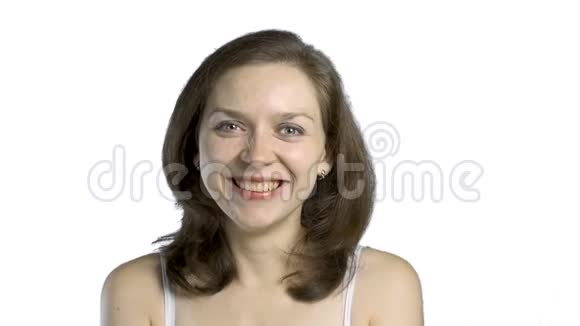 快乐微笑的女人的录像视频的预览图
