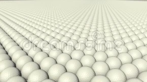 许多高尔夫球在不停地运动视频的预览图