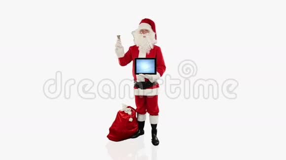 圣诞老人展示了一块空白平板电脑与白色的库存的视频的预览图