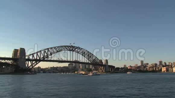 悉尼海港大桥晚上悉尼澳大利亚视频的预览图