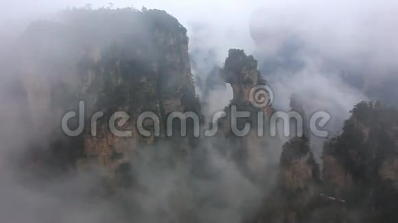 全景来自中国华山最高点视频的预览图