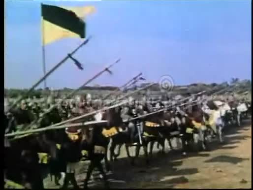 士兵在中世纪战场上前进视频的预览图