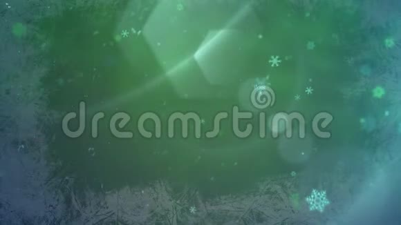 抽象的绿色波克和雪花飘落新年快乐圣诞快乐背景闪亮视频的预览图