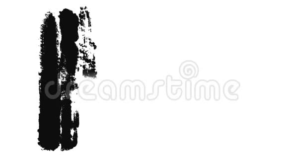 白色背景上隔离的宽黑色笔画单色动画黑色油墨的宽横纹视频的预览图