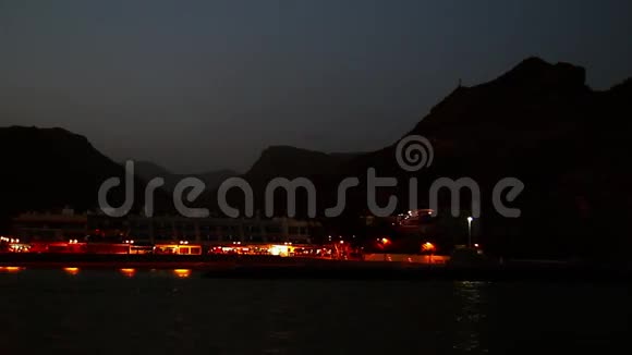 莫干港的夜景大加那利视频的预览图