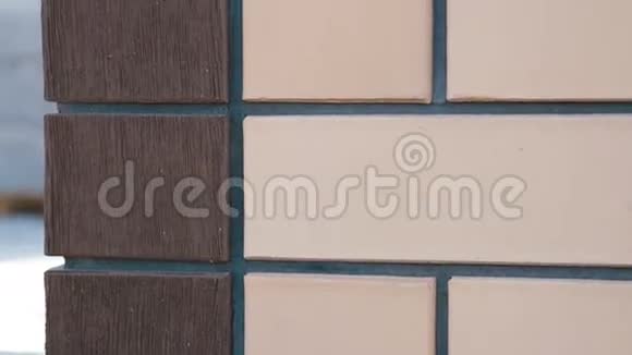 砖房的建设视频的预览图