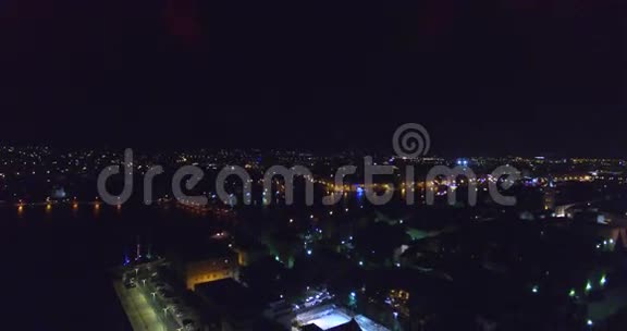 克罗地亚扎达尔市夜景视频的预览图