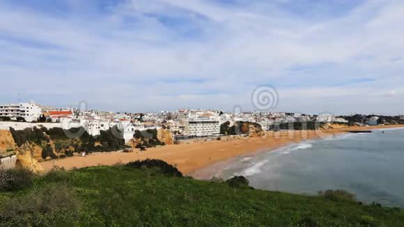 葡萄牙阿尔布菲拉海滩的4K超高清推移视频的预览图