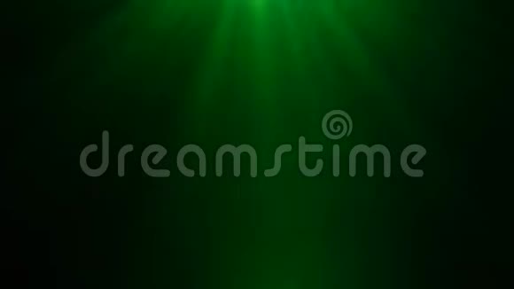 背景有来自光线的绿色明亮光线视频的预览图