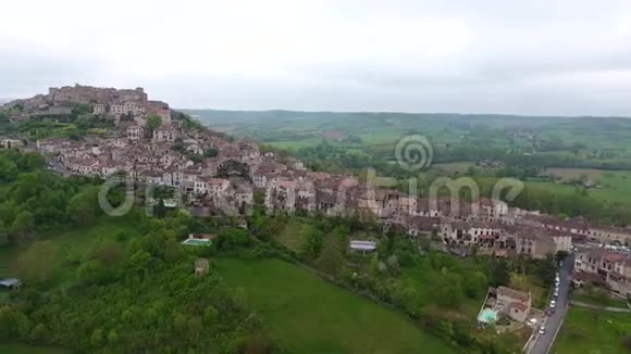 CordessurCiel法国南部奥西塔尼山上的一个村庄视频的预览图