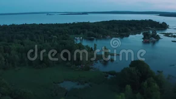 安大略省格鲁吉亚湾的华丽空中拍摄视频的预览图