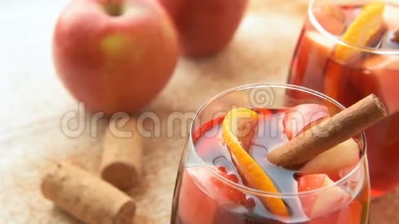 西班牙桑格里亚红酒水果视频的预览图