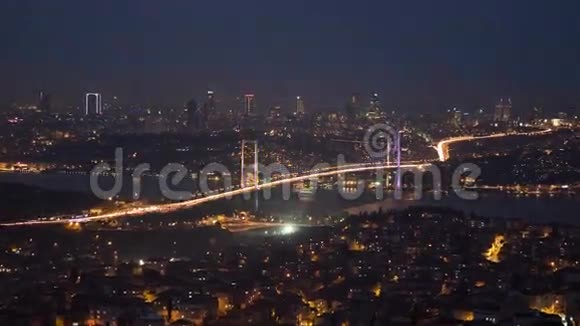 博斯普鲁斯大桥变焦伊斯坦布尔视频的预览图