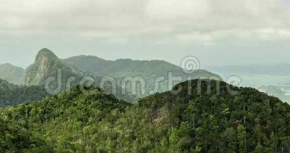 高山观景时间流逝3视频的预览图