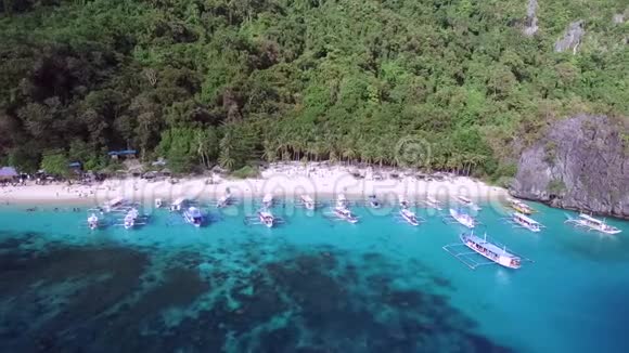 菲律宾巴拉望省ElNido的七个突击队海滩和木瓜海滩视频的预览图