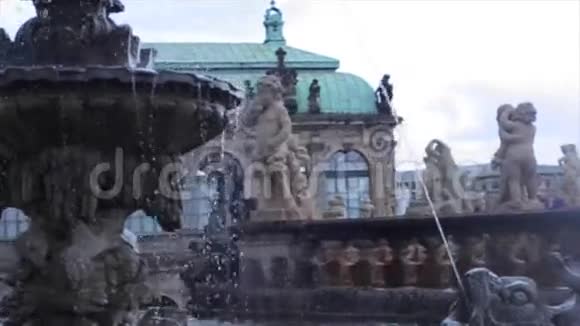 德累斯顿中部的历史建筑视频的预览图