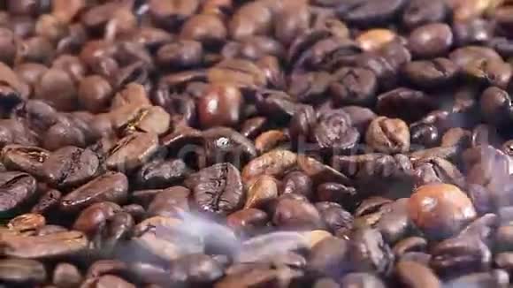 烤咖啡豆视频的预览图