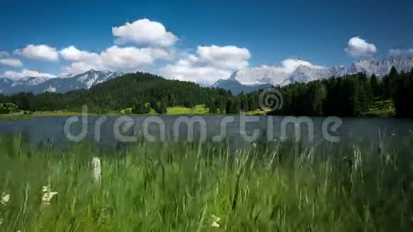 德国的哈根布吕克山带阿尔卑斯山视频的预览图