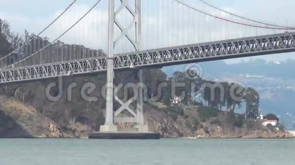 旧金山附近的海湾桥视频的预览图
